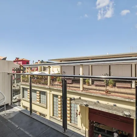 Boa Viagem - By Wehost فونشال