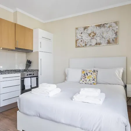 Boa Viagem - By Wehost * فونشال